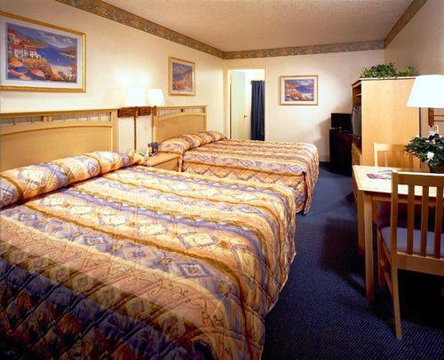 Surestay By Western Pacific San Diego